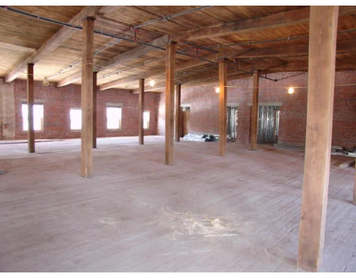 Unit for sale at 540 Main Street, Clinton, MA 01510