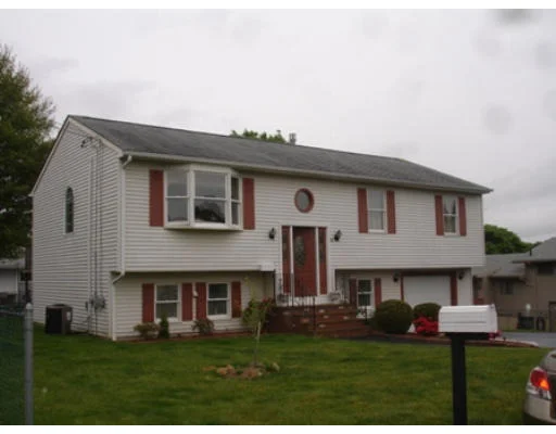 Unit for sale at 80 Gifford Ln, New Bedford, MA 02740