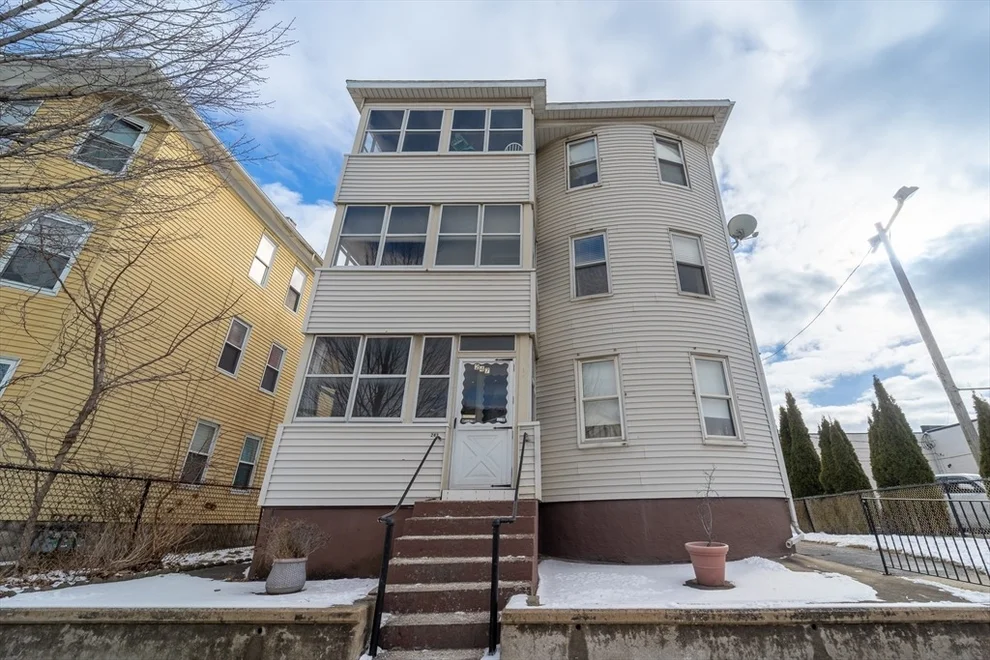 Unit for sale at 247 Shrewsbury St, Worcester, MA 01604