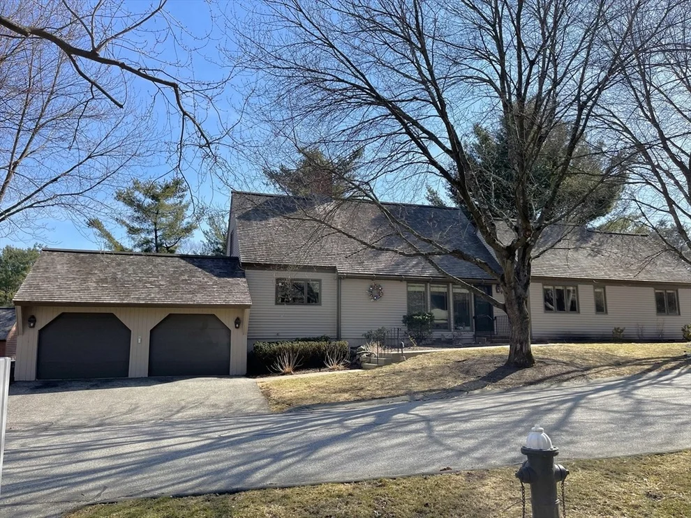 Unit for sale at 93 Potter Pond, Lexington, MA 02421