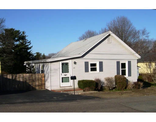 Unit for sale at 26 Bayview, Marblehead, MA 01945