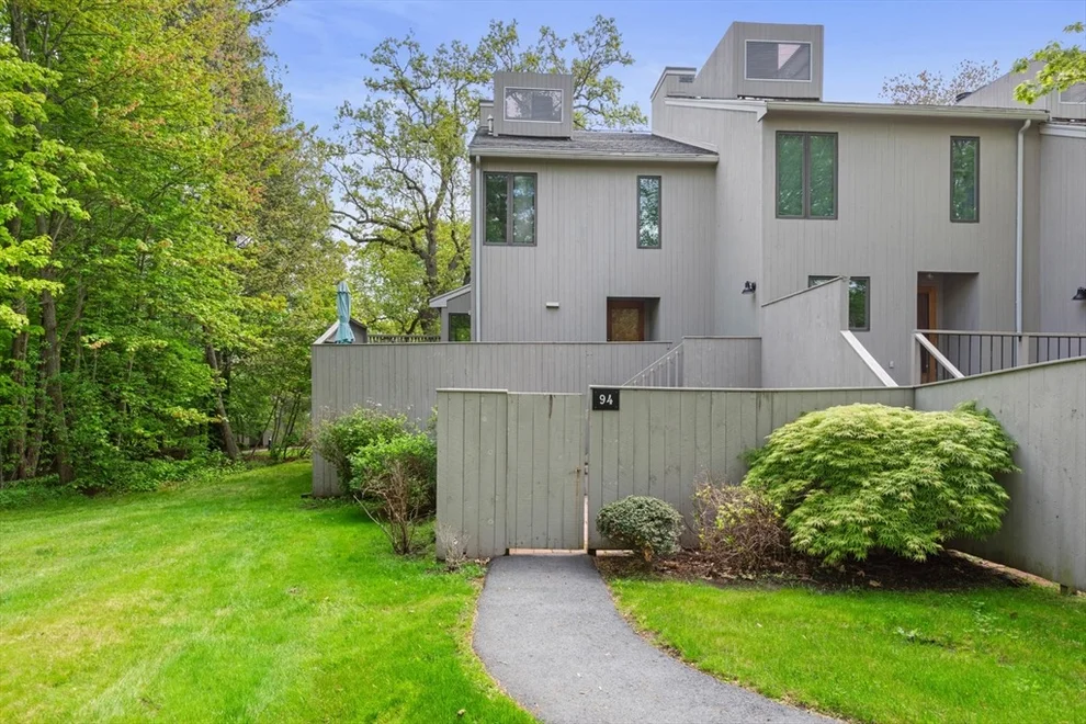 Unit for sale at 94 Mill Pond, North Andover, MA 01845