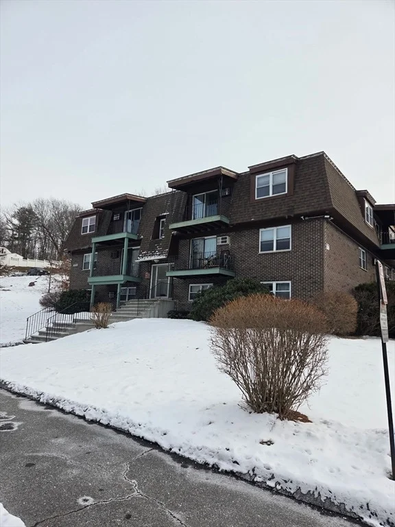 Unit for sale at 668 Robbins Avenue, Dracut, MA 01826