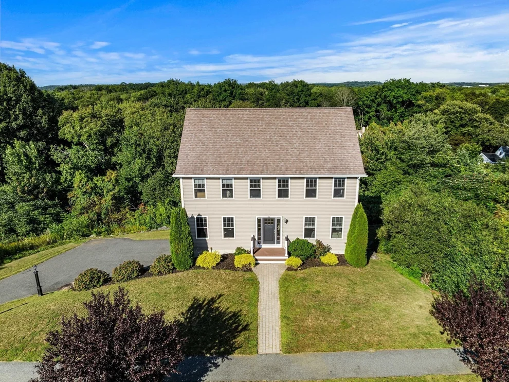 Unit for sale at 22 Overlook Dr, Danvers, MA 01923