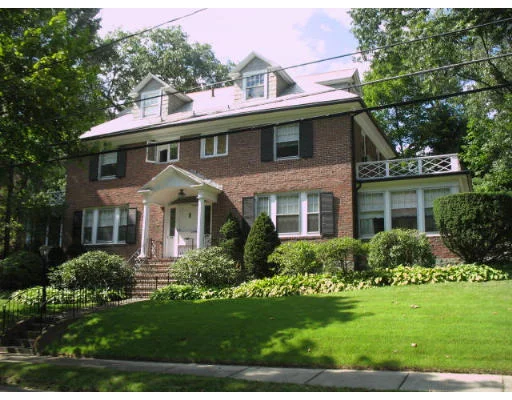 Unit for sale at 54 Bonad Rd, Newton, MA 02465