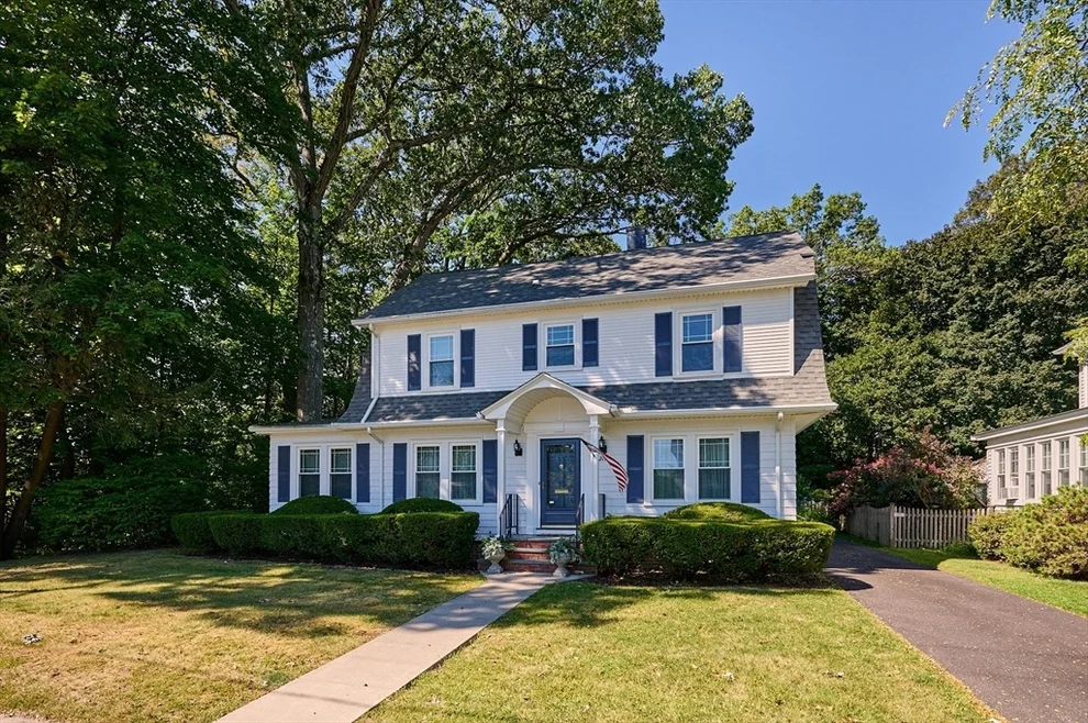 Unit for sale at 211 Pleasant St, Holyoke, MA 01040