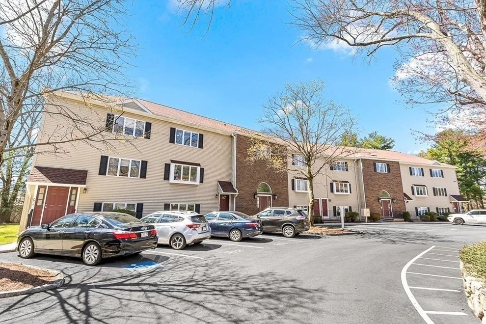Unit for sale at 305 Salem St, Woburn, MA 01801