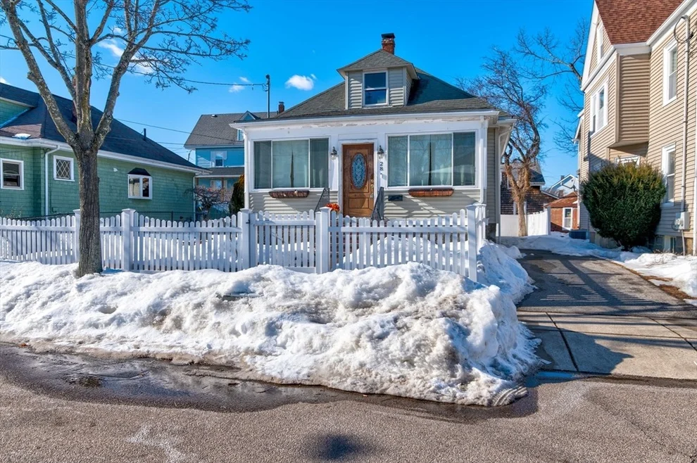 Unit for sale at 28 Apthorp St, Quincy, MA 02170