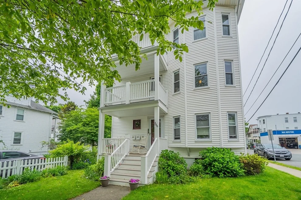 Unit for sale at 346 Trapelo Rd, Belmont, MA 02478