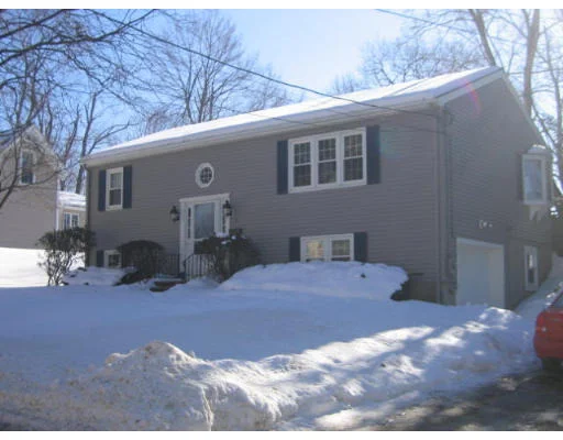 Unit for sale at 14 Holmes St, Spencer, MA 01562