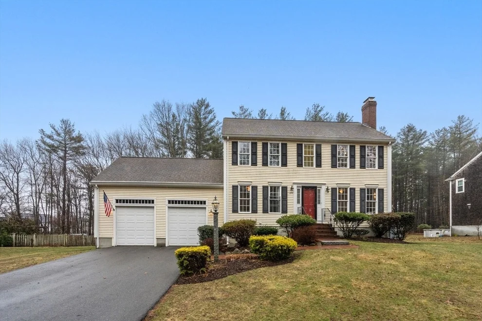 Unit for sale at 294 Lincoln St, Abington, MA 02351