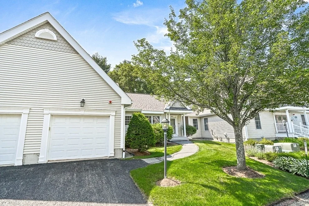 Unit for sale at 301 Diane Cir, Groveland, MA 01834