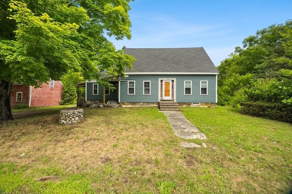 Unit for sale at 551 Tremont St, Taunton, MA 02780