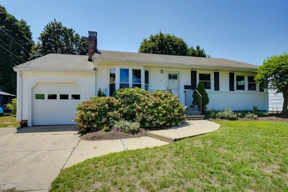 Unit for sale at 17 Pelham Rd, Waltham, MA 02453