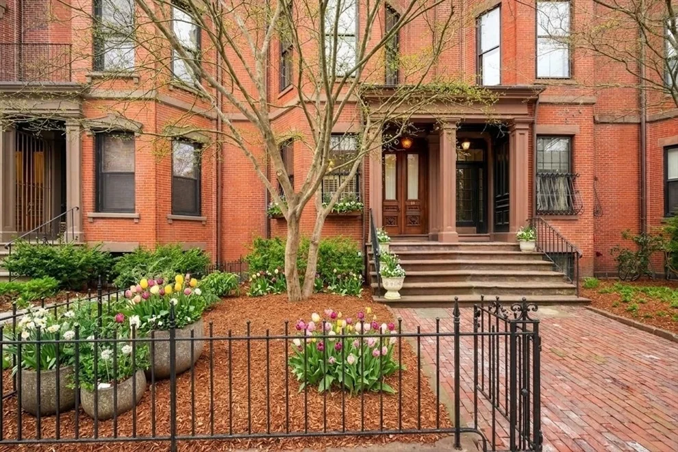 Unit for sale at 381 Beacon Street, Boston, MA 02116