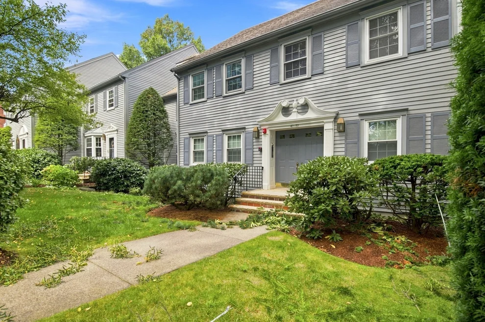 Unit for sale at 51 Valiant Way, Salem, MA 01970