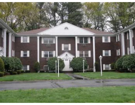 Unit for sale at 3 Drummer Rd, Acton, MA 01720