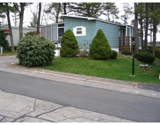 Unit for sale at 179 Pineview Terrace, Wareham, MA 02571