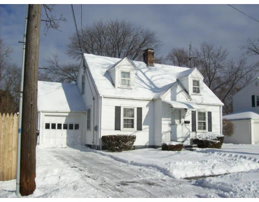 Unit for sale at 45 Connecticut Ave, Springfield, MA 01104