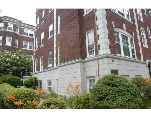 Unit for sale at 41 Bowdoin Street, Cambridge, MA 02138