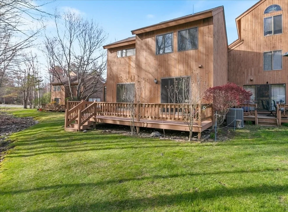 Unit for sale at 9 Eaton Ct, Haverhill, MA 01832