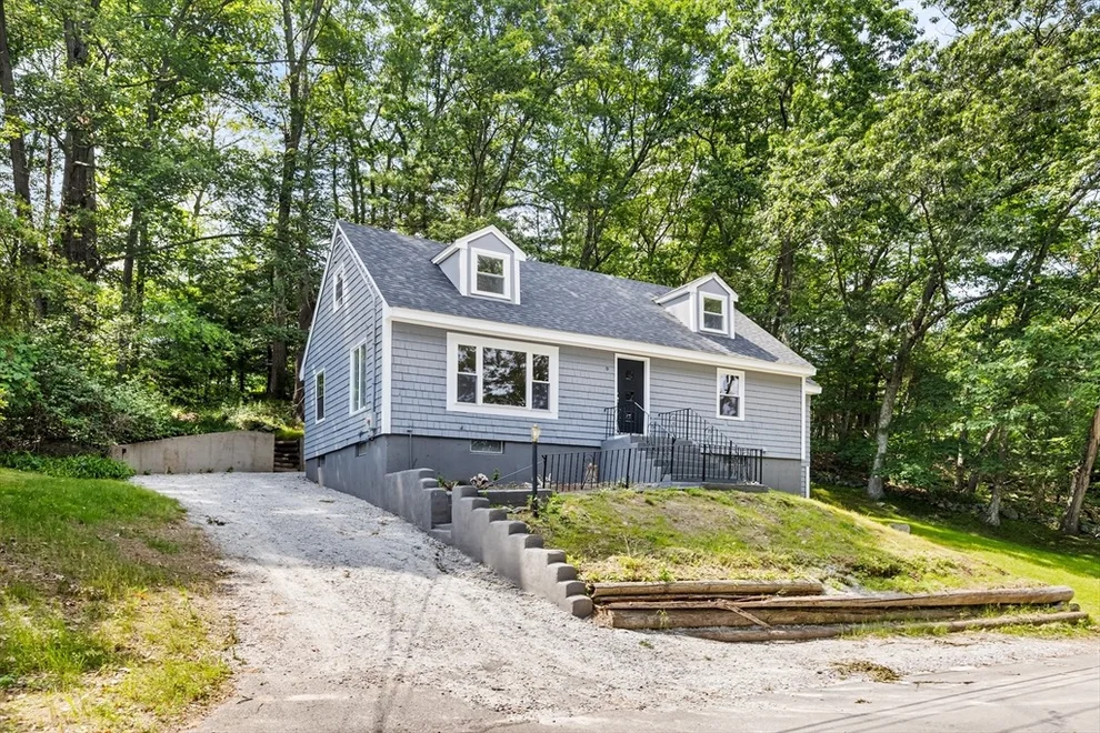 Unit for sale at 9 Margaret St, Burlington, MA 01803
