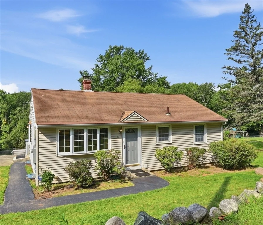Unit for sale at 111 Nashua Rd, Billerica, MA 01862