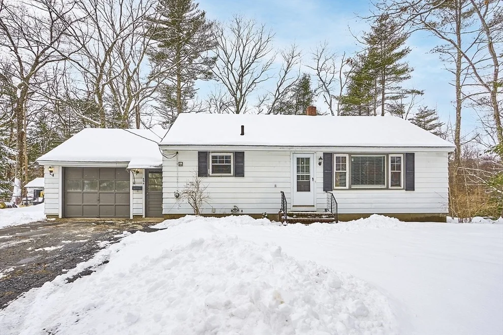 Unit for sale at 484 Intervale Ave, Athol, MA 01331