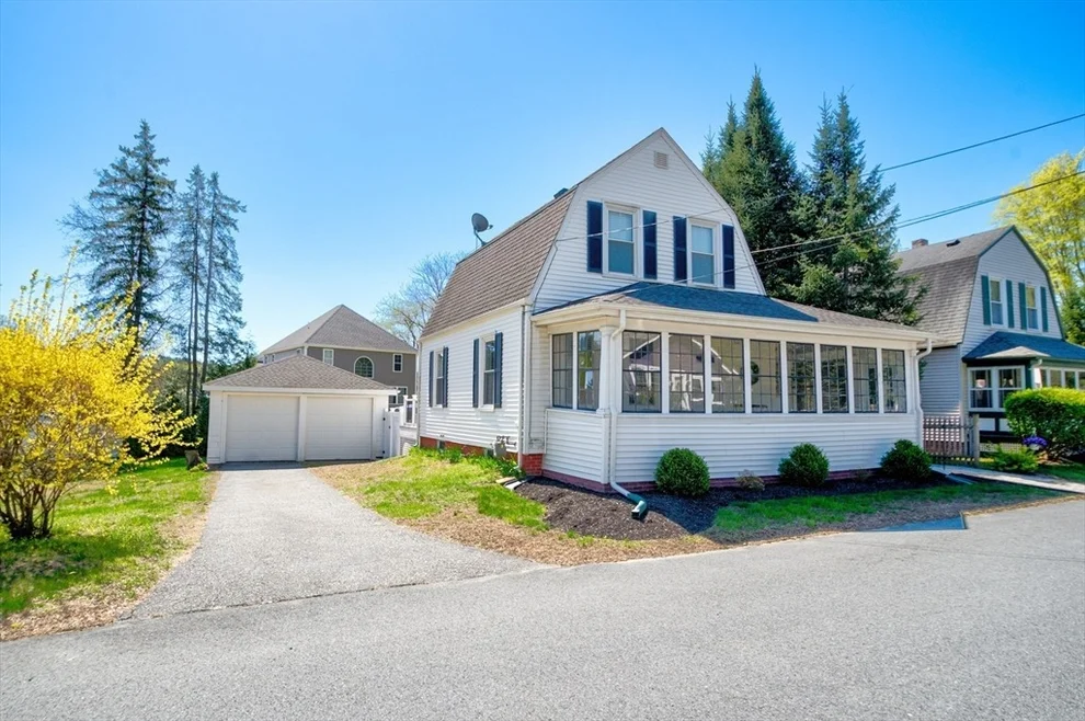 Unit for sale at 25 Woods Ave, Haverhill, MA 01830