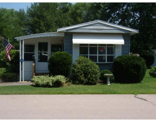 Unit for sale at 14 Wildwood Drive, Plainville, MA 02762