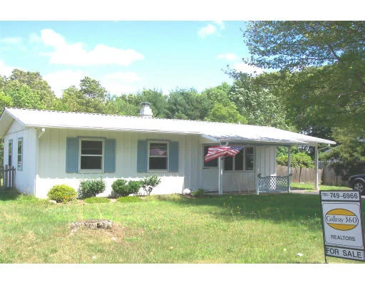 Unit for sale at 540 Beech St, Rockland, MA 02370