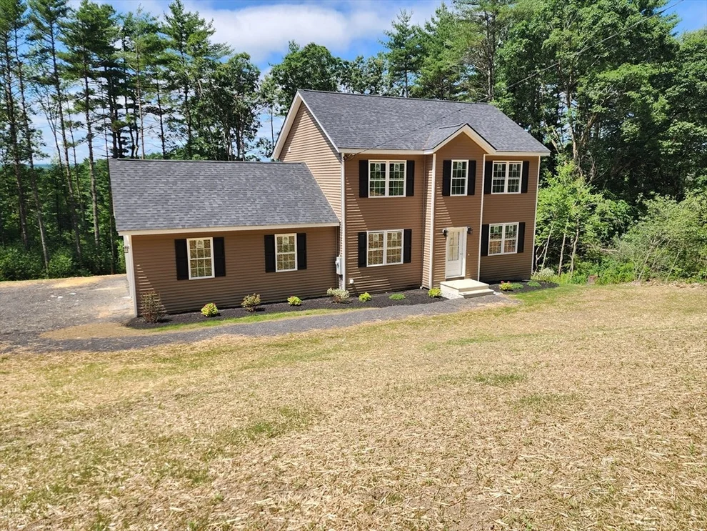 Unit for sale at 340 Brickyard Rd, Athol, MA 01331