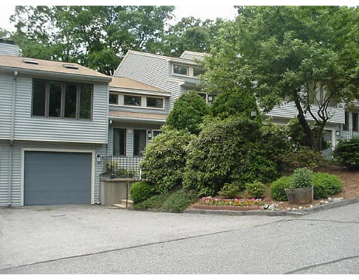 Unit for sale at 59 Londonderry Rd, Grafton, MA 01519
