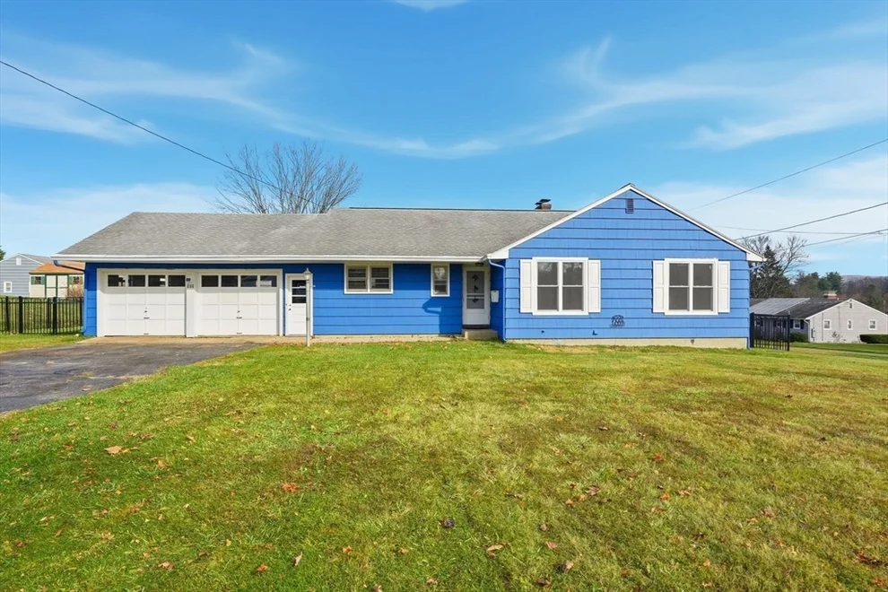 Unit for sale at 565 Williams Street, Pittsfield, MA 01201