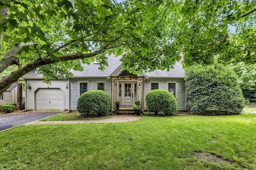 Unit for sale at 37 Tobisset St, Mashpee, MA 02649
