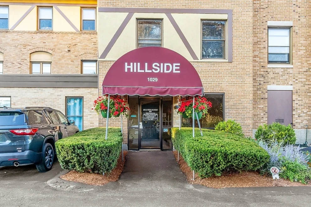 Unit for sale at 1029 Pleasant Street, Worcester, MA 01602