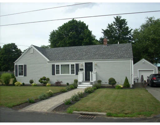 Unit for sale at 60-E North Street, Somerset, MA 02726