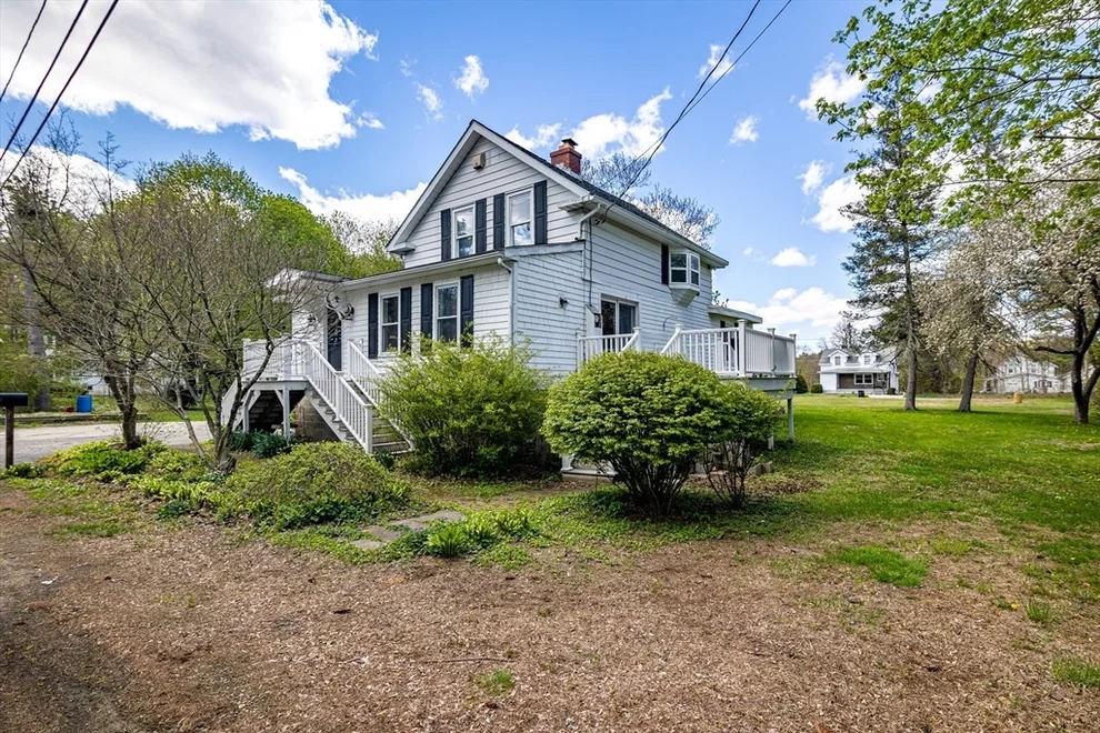 Unit for sale at 33 Kingsley St, Southbridge, MA 01550
