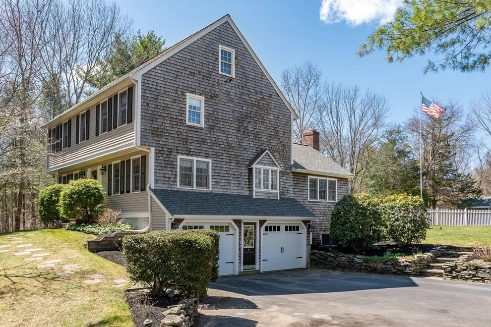 Unit for sale at 50 Fairway Dr, Halifax, MA 02338