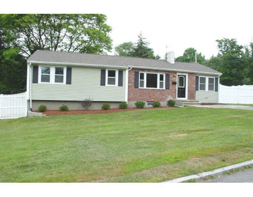 Unit for sale at 3 Lillian Road, Framingham, MA 01701