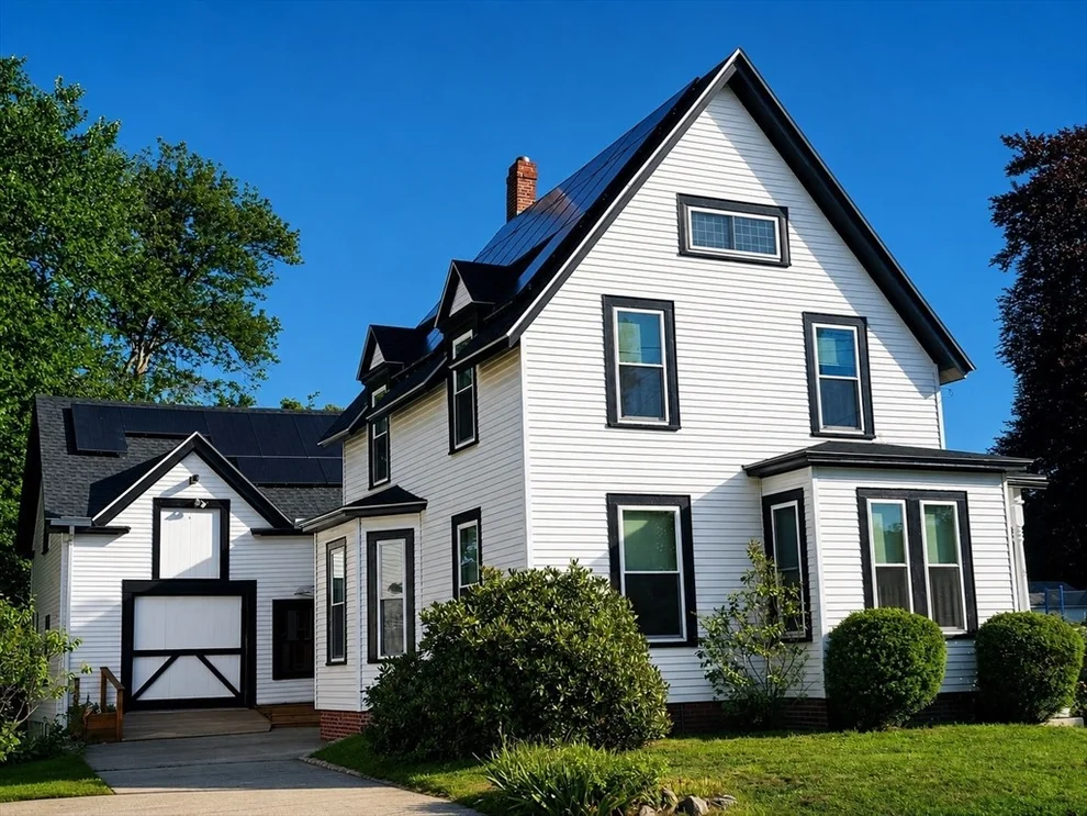 Unit for sale at 15 Ringgold, Haverhill, MA 01830