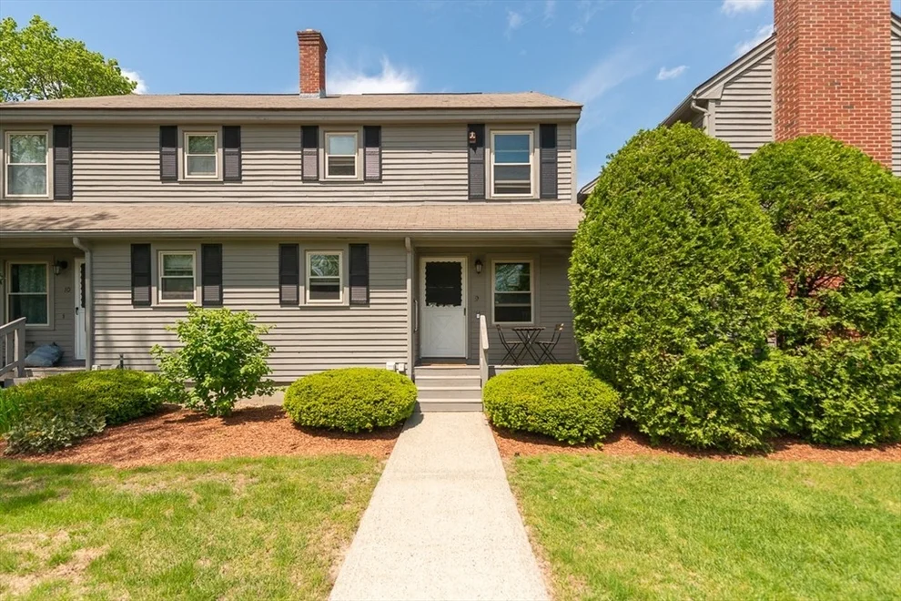 Unit for sale at 192 Pleasant St, Leominster, MA 01453