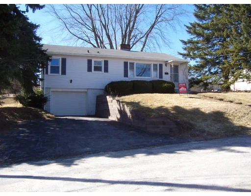 Unit for sale at 14 Faneuff  Street, Auburn, MA 01501
