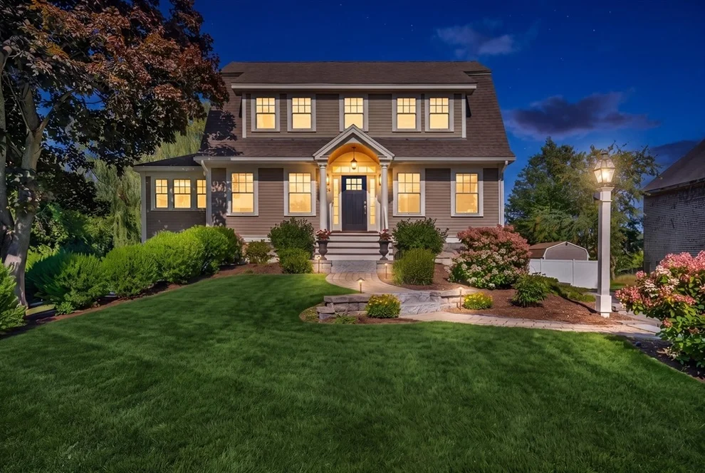 Unit for sale at 15B Ferry Rd, Salisbury, MA 01952
