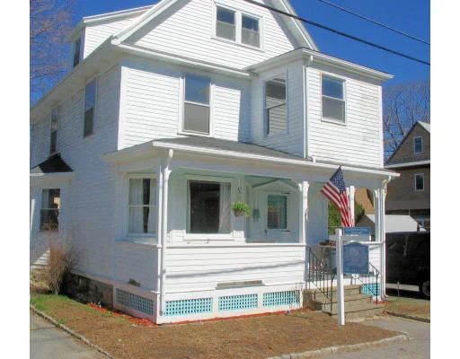 Unit for sale at 12 Hardy Rd, Swampscott, MA 01907