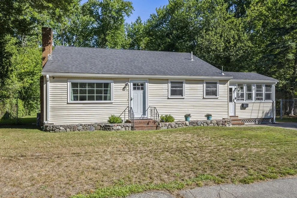 Unit for sale at 11 Virginia Cir, Randolph, MA 02368