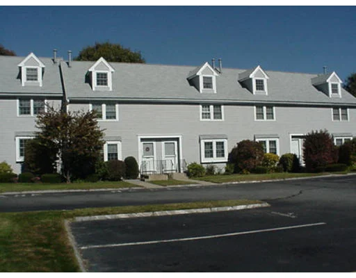 Unit for sale at 148 Flower Ln, Dracut, MA 01826