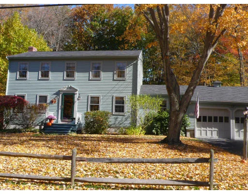 Unit for sale at 409 Paula Ln, Franklin, MA 02038