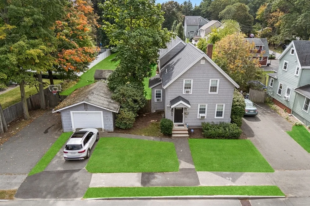 Unit for sale at 298 Salem St, Wakefield, MA 01880