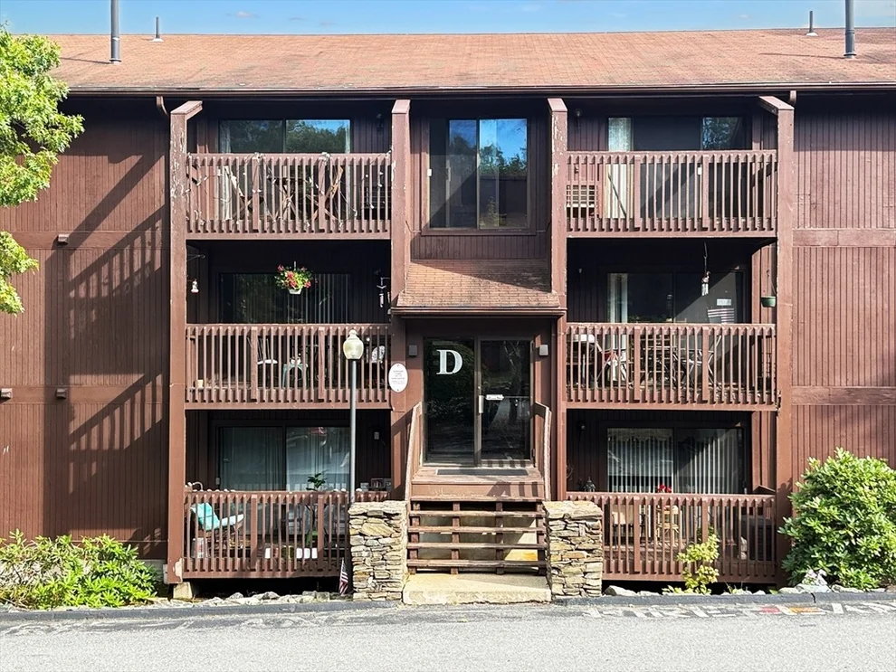 Unit for sale at 340 Sunderland Rd, Worcester, MA 01604